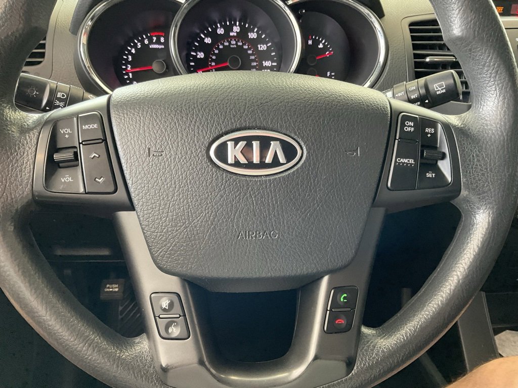 Used 2013 Kia Sorento LX image 11
