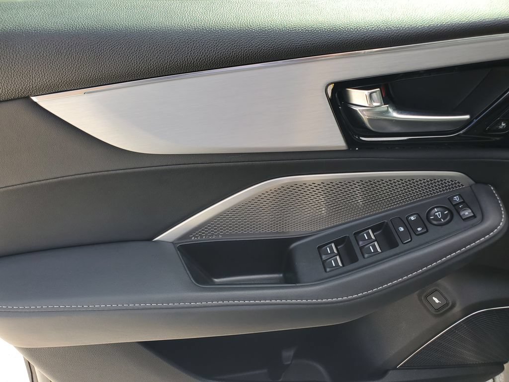 Certified 2024 Acura MDX w/ Technology Package FWD image 21