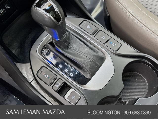 Used 2018 Hyundai Santa Fe Limited FWD image 4