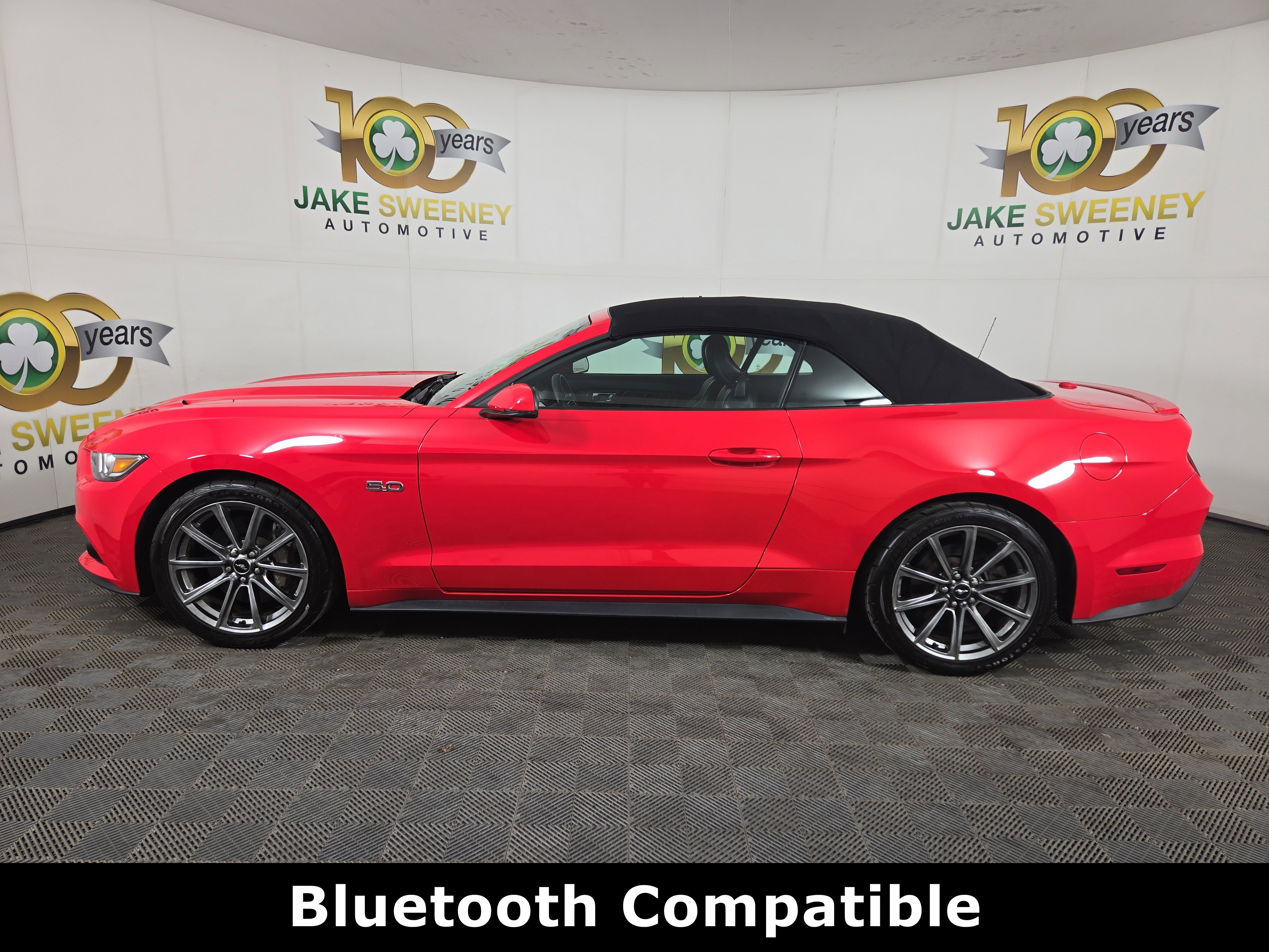Used 2017 Ford Mustang GT Premium w/ Equipment Group 401A image 4