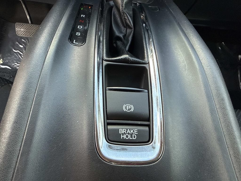 Used 2020 Honda HR-V LX image 31