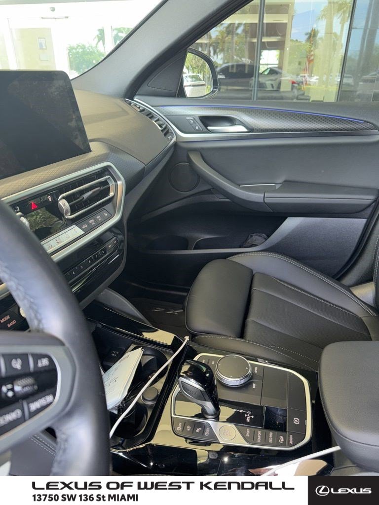 Used 2022 BMW X4 xDrive30i w/ M Sport Package 2 image 1