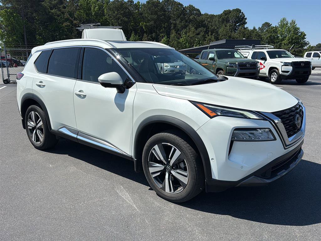 Certified 2023 Nissan Rogue SL w/ SL Premium Package FWD image 10