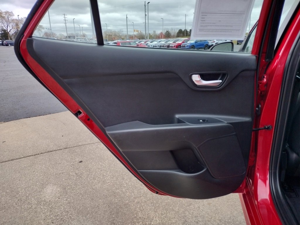 Used 2023 Kia Rio S image 20