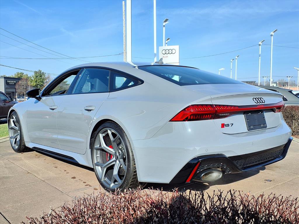 New 2026 Audi RS 7 Performance image 9
