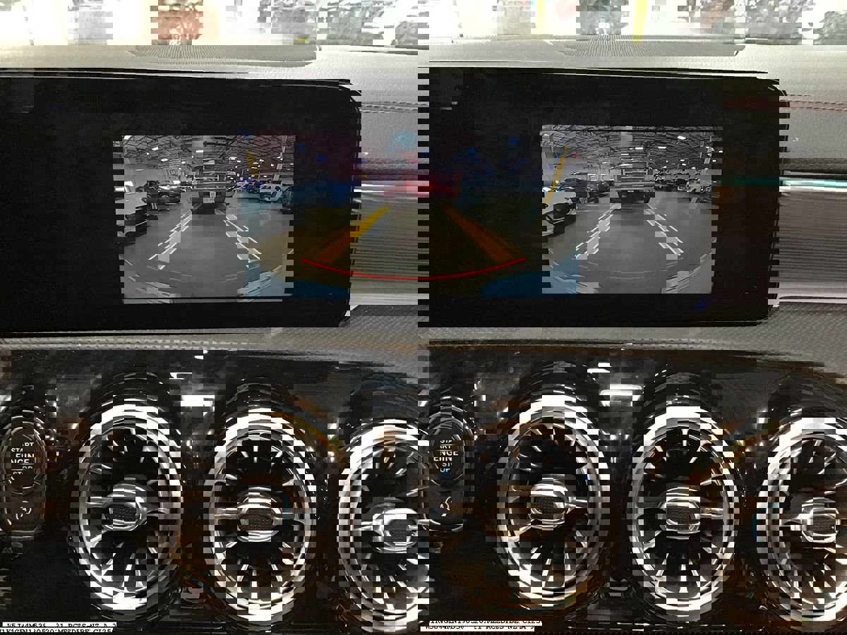 Used 2021 Mercedes-Benz CLA 250 image 9