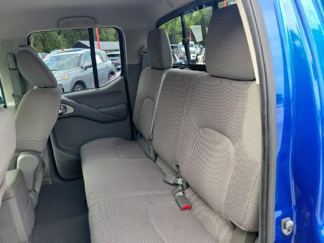Used 2014 Nissan Frontier SV w/ SV Value Truck Package RWD image 11