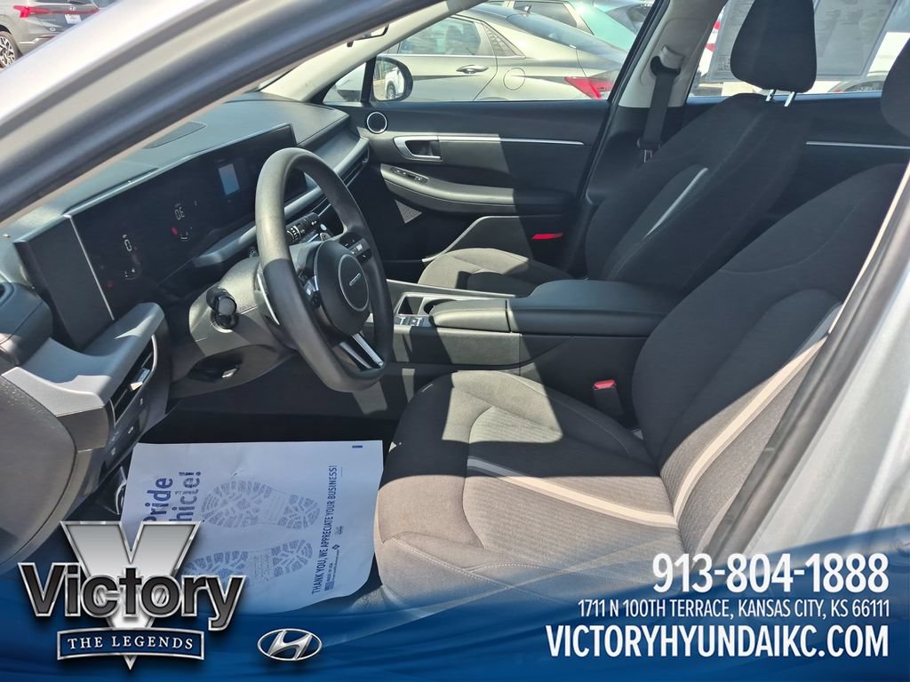 Used 2025 Hyundai Sonata SEL FWD image 9