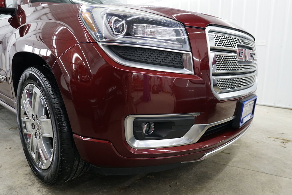 Used 2015 GMC Acadia Denali image 3