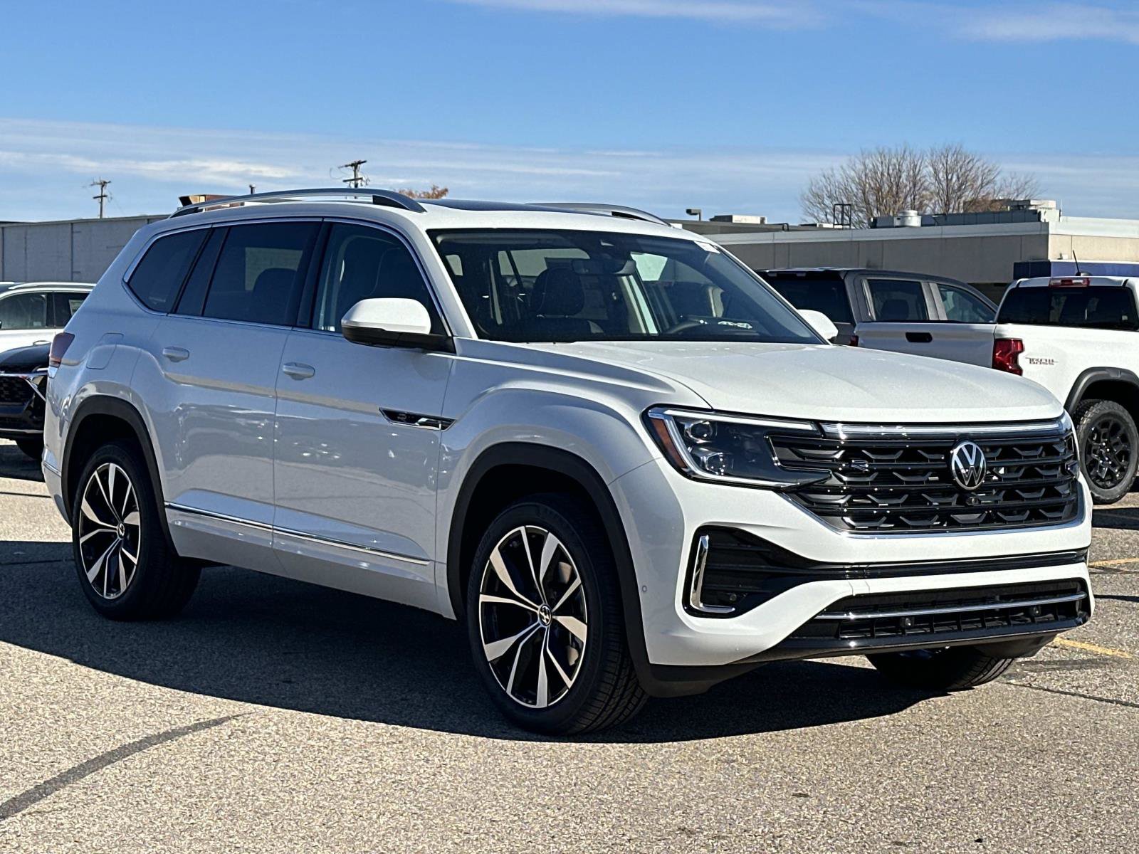 New 2026 Volkswagen Atlas SEL Premium R-Line image 7