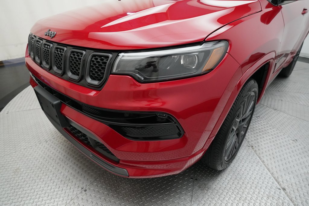 Used 2024 Jeep Compass Limited w/ High Altitude Package image 22