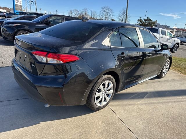 Used 2023 Toyota Corolla LE image 12