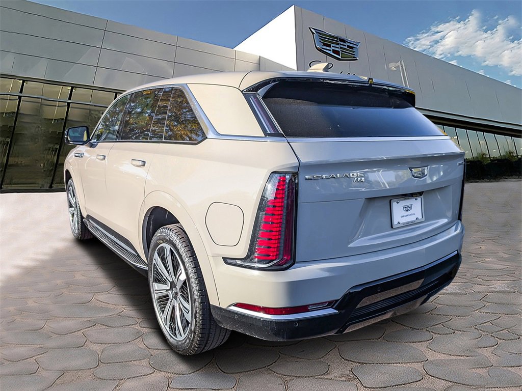 New 2026 Cadillac Escalade IQ Luxury 2 image 3