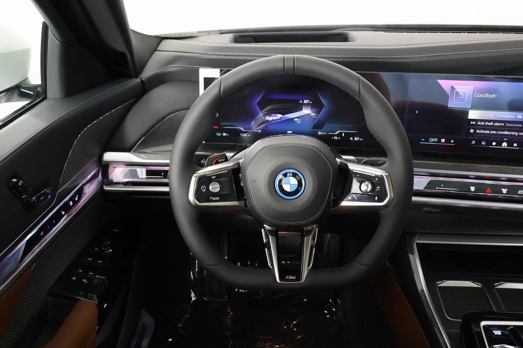 New 2026 BMW i7 eDrive50 w/ M Sport Package RWD image 3