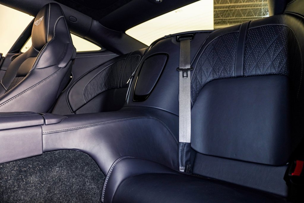 Used 2024 Aston Martin DB12 Coupe image 23