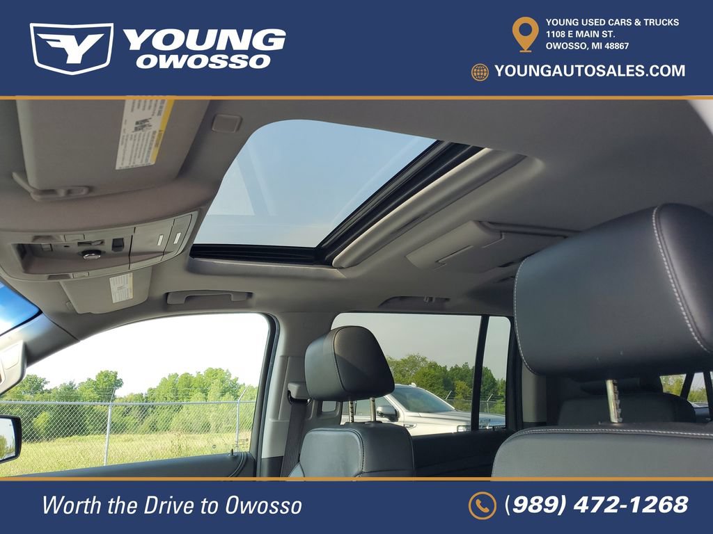 Used 2020 Chevrolet Suburban LT AWD/4WD image 9