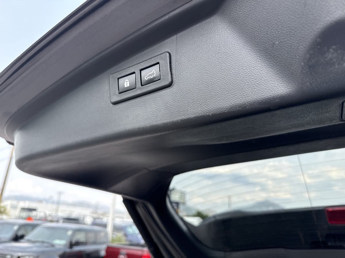 Used 2022 Subaru Outback Premium AWD/4WD image 16