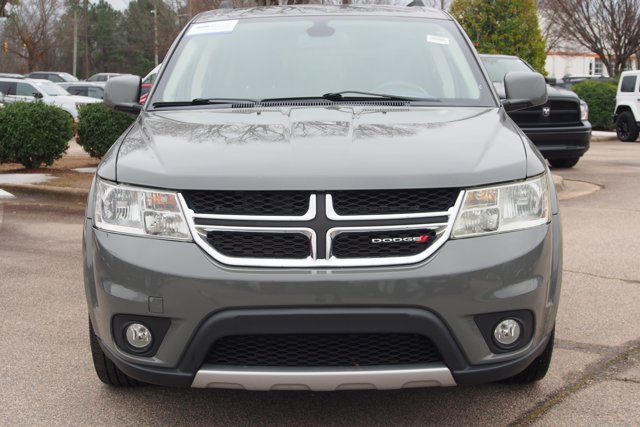 Used 2019 Dodge Journey SE image 2