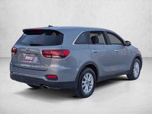 Used 2020 Kia Sorento LX image 5