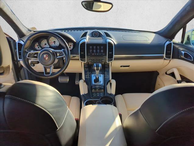Used 2017 Porsche Cayenne GTS image 25