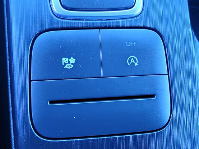 Certified 2024 Ford Escape ST-Line AWD/4WD image 18
