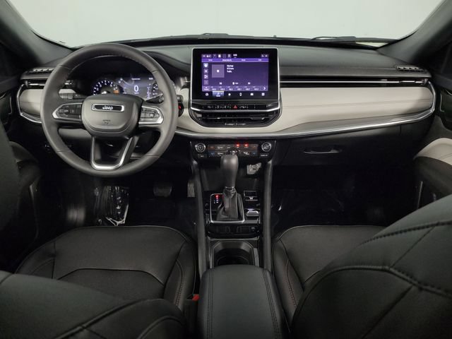 Used 2023 Jeep Compass Limited AWD/4WD image 25