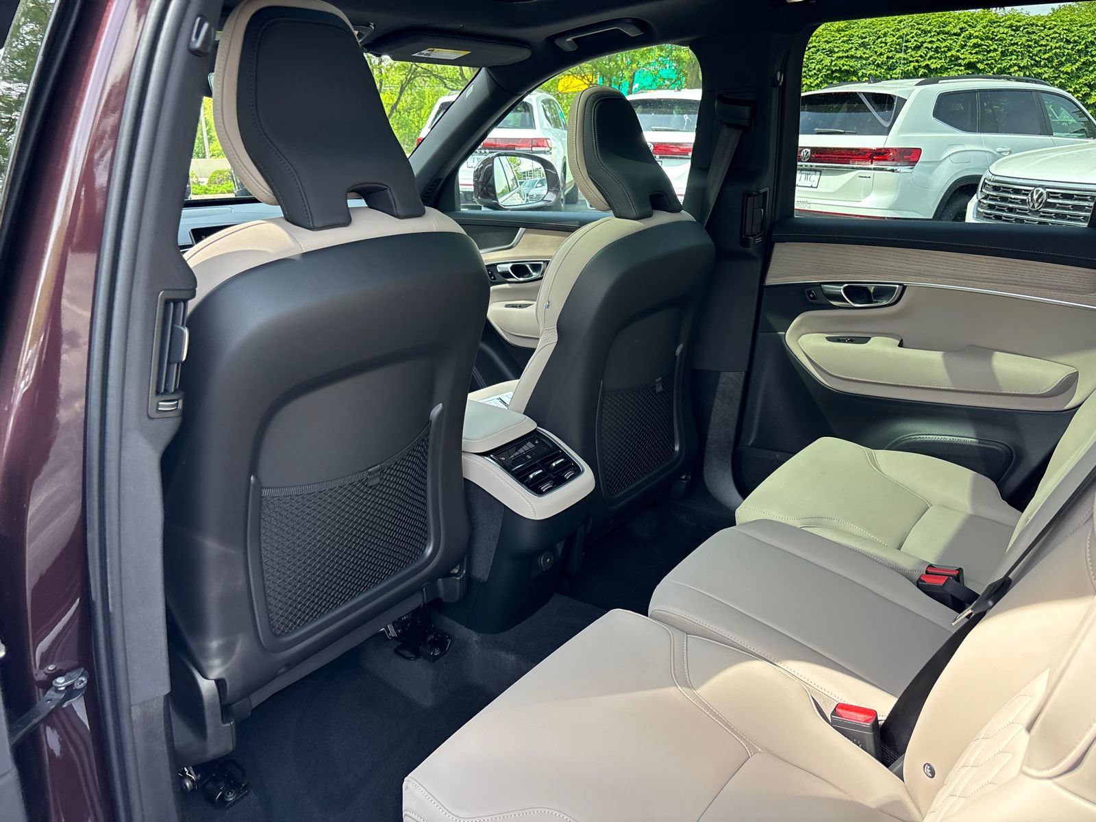 New 2026 Volvo XC90 B5 Core w/ Protection Package Premier AWD/4WD image 26