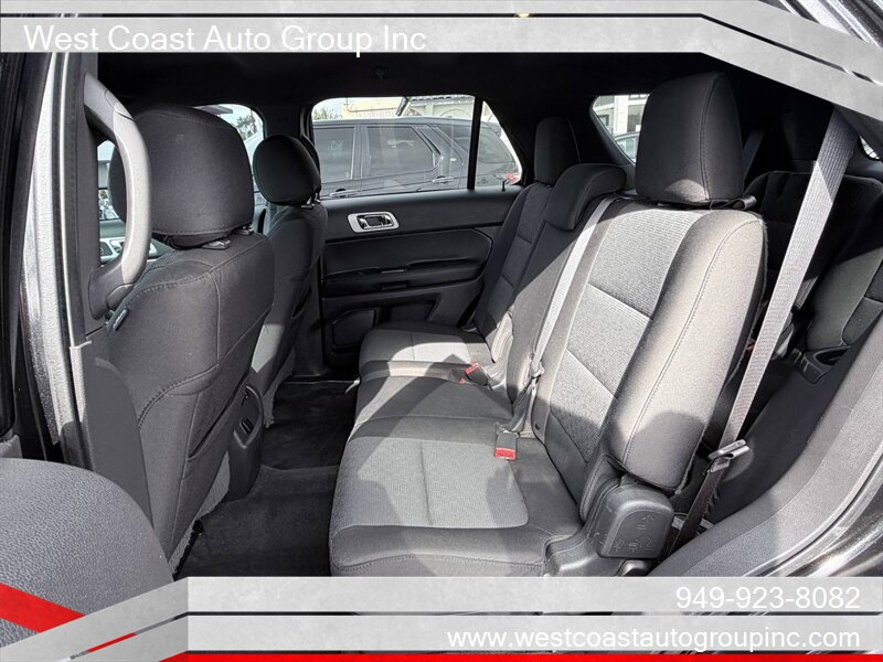 Used 2015 Ford Explorer XLT AWD/4WD image 12