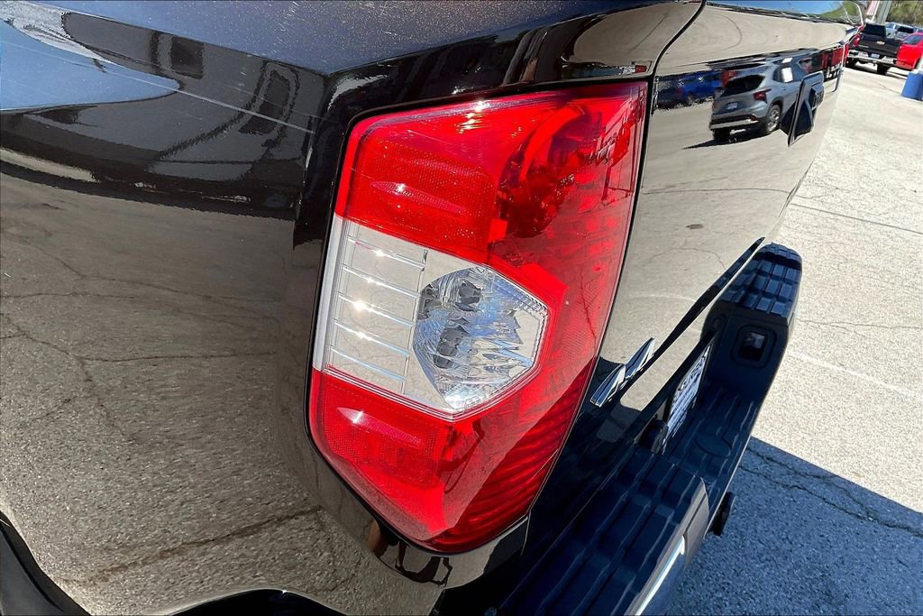 Used 2019 Toyota Tundra Limited image 32