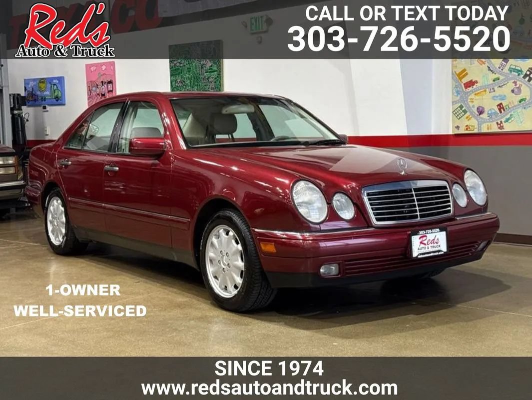 Used 1999 Mercedes-Benz E 320 Sedan image 1