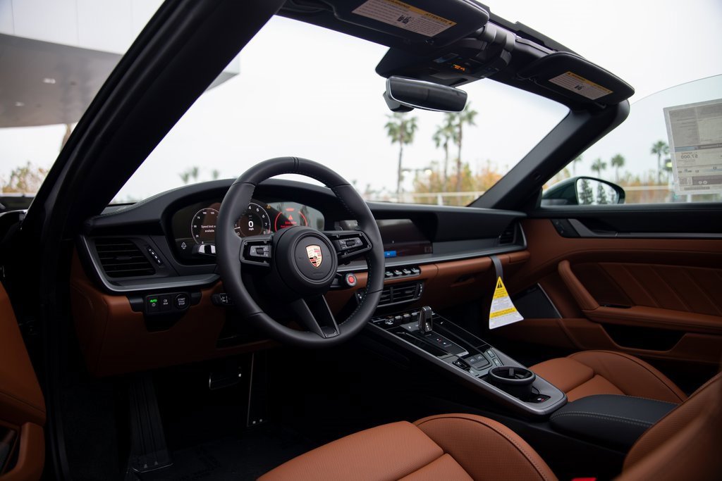 New 2026 Porsche 911 Targa 4S image 4