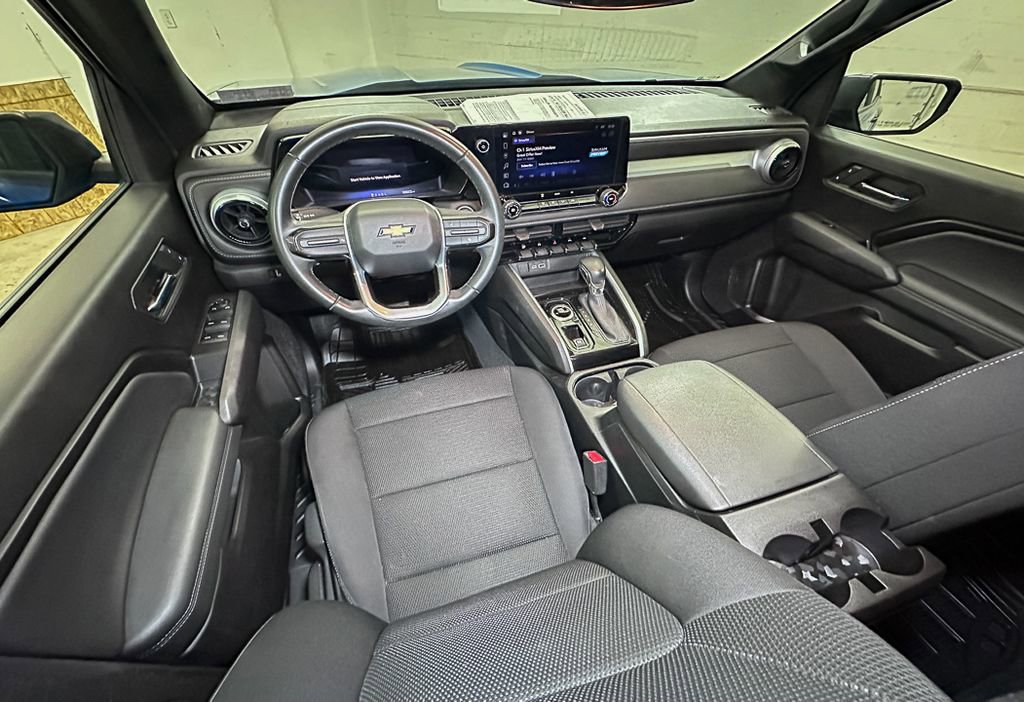 Used 2023 Chevrolet Colorado LT image 12