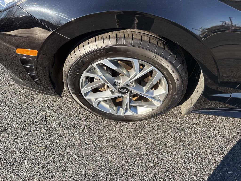 Used 2023 Hyundai Sonata SEL image 9