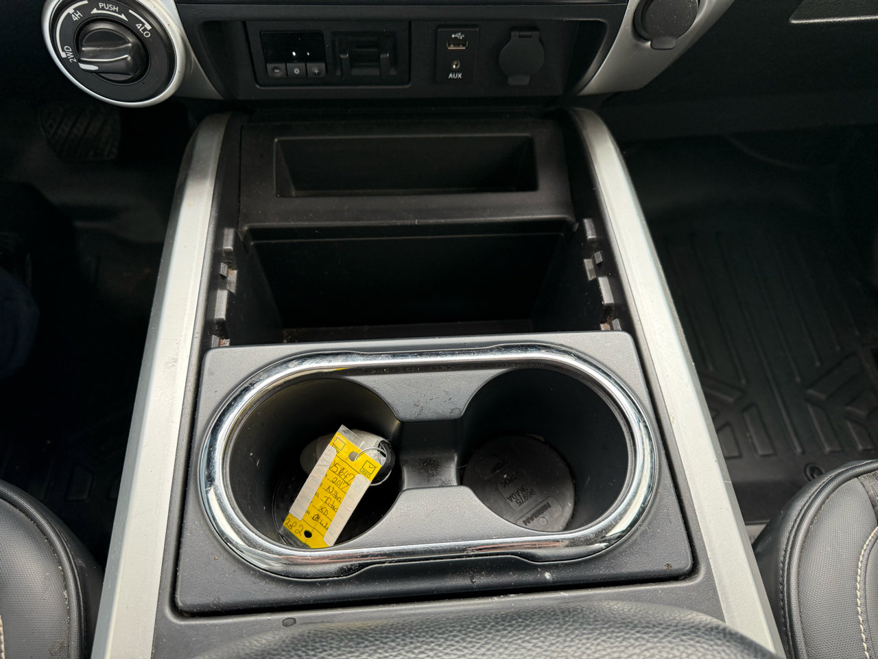 Used 2017 Nissan Titan PRO-4X image 11