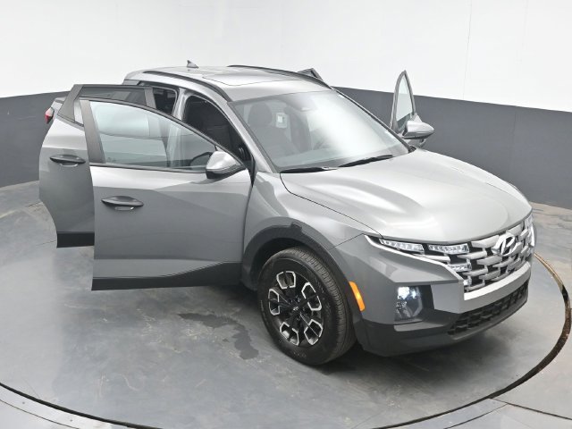 Used 2024 Hyundai Santa Cruz SEL w/ Activity Package FWD image 48