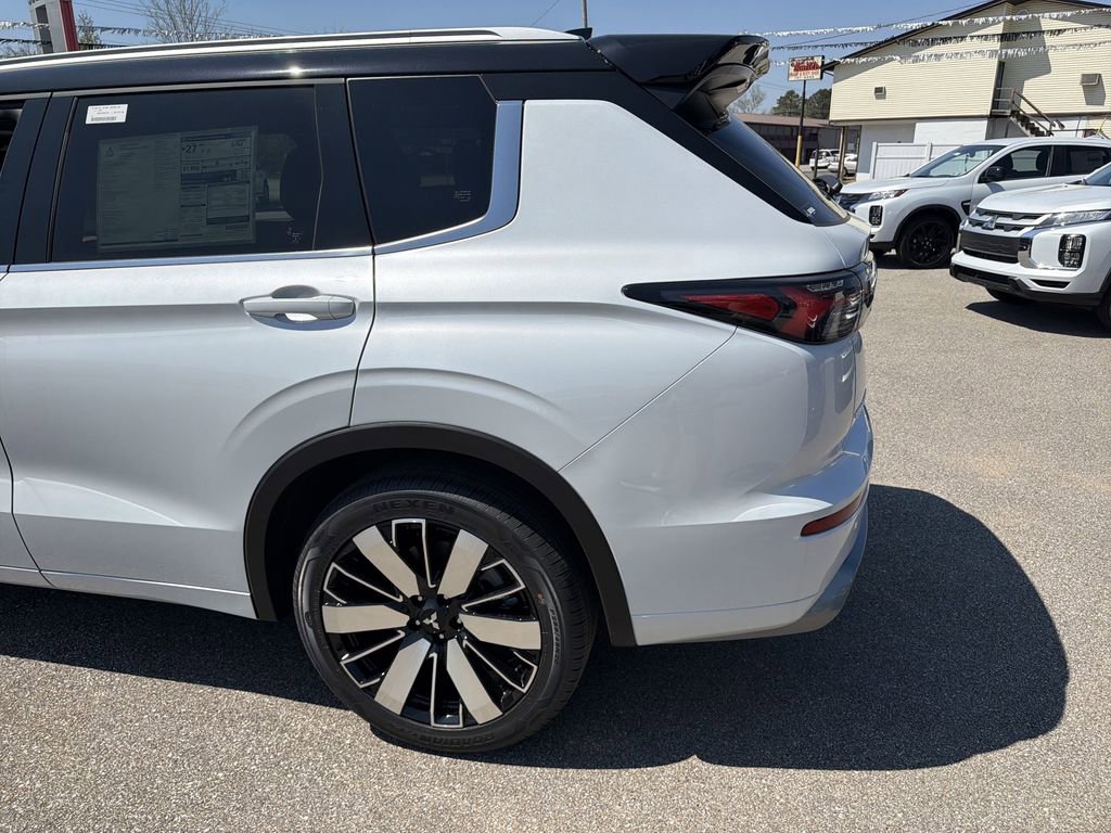 New 2026 Mitsubishi Outlander SEL AWD/4WD image 7