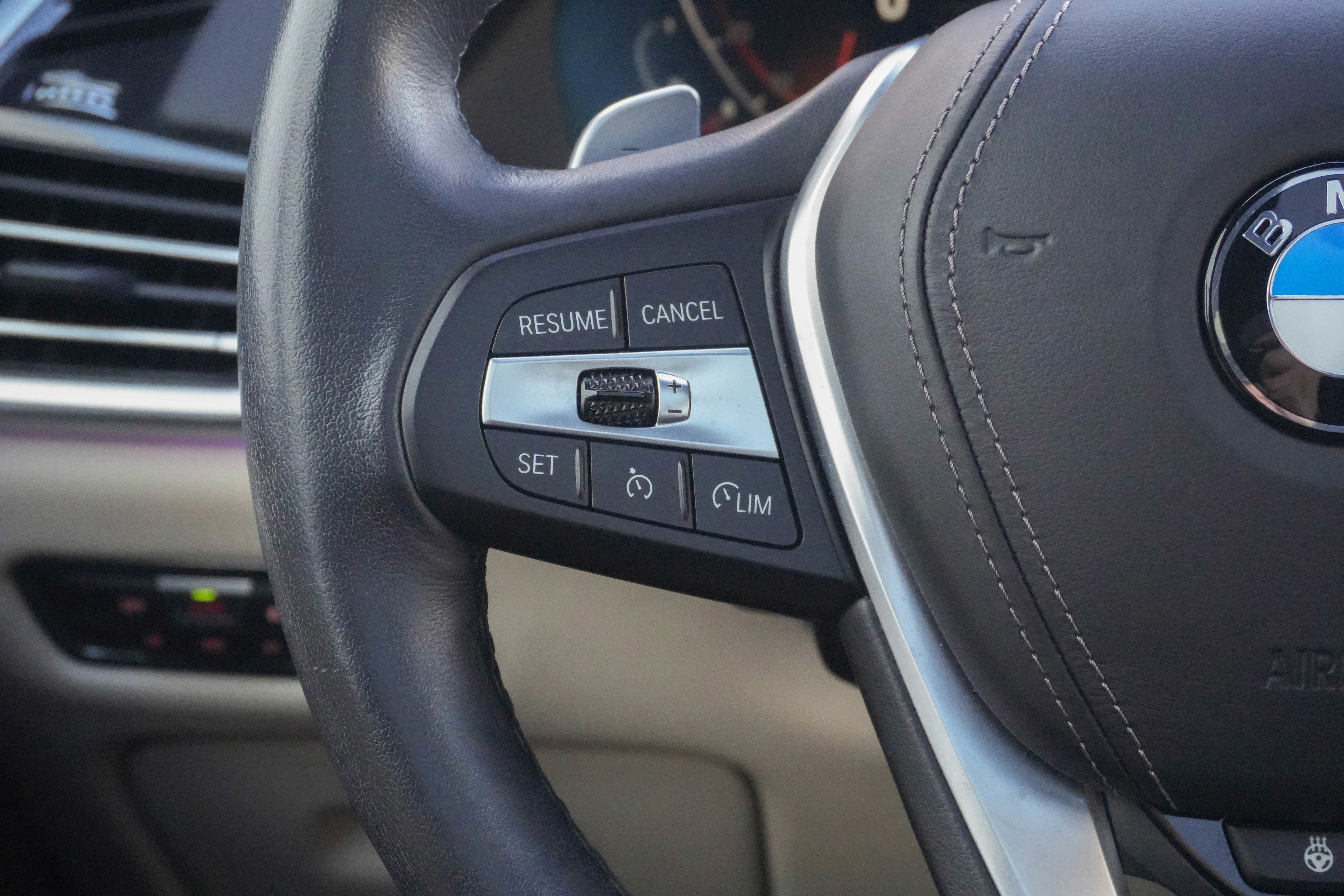 Used 2022 BMW X5 xDrive40i w/ Luxury Seating Package image 15