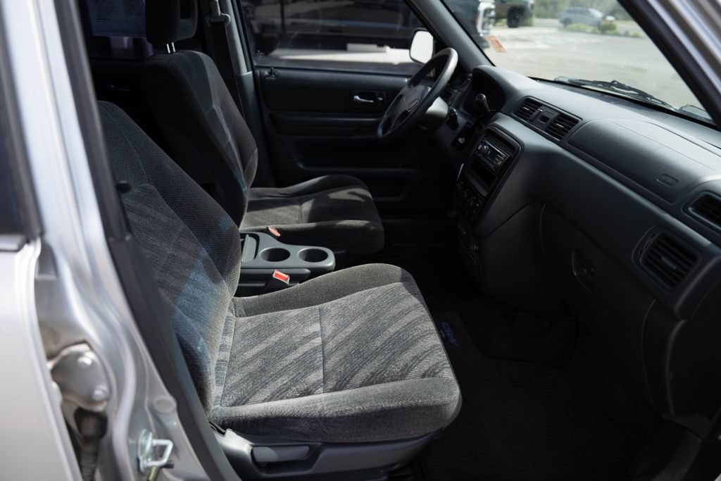 Used 2000 Honda CR-V EX image 11