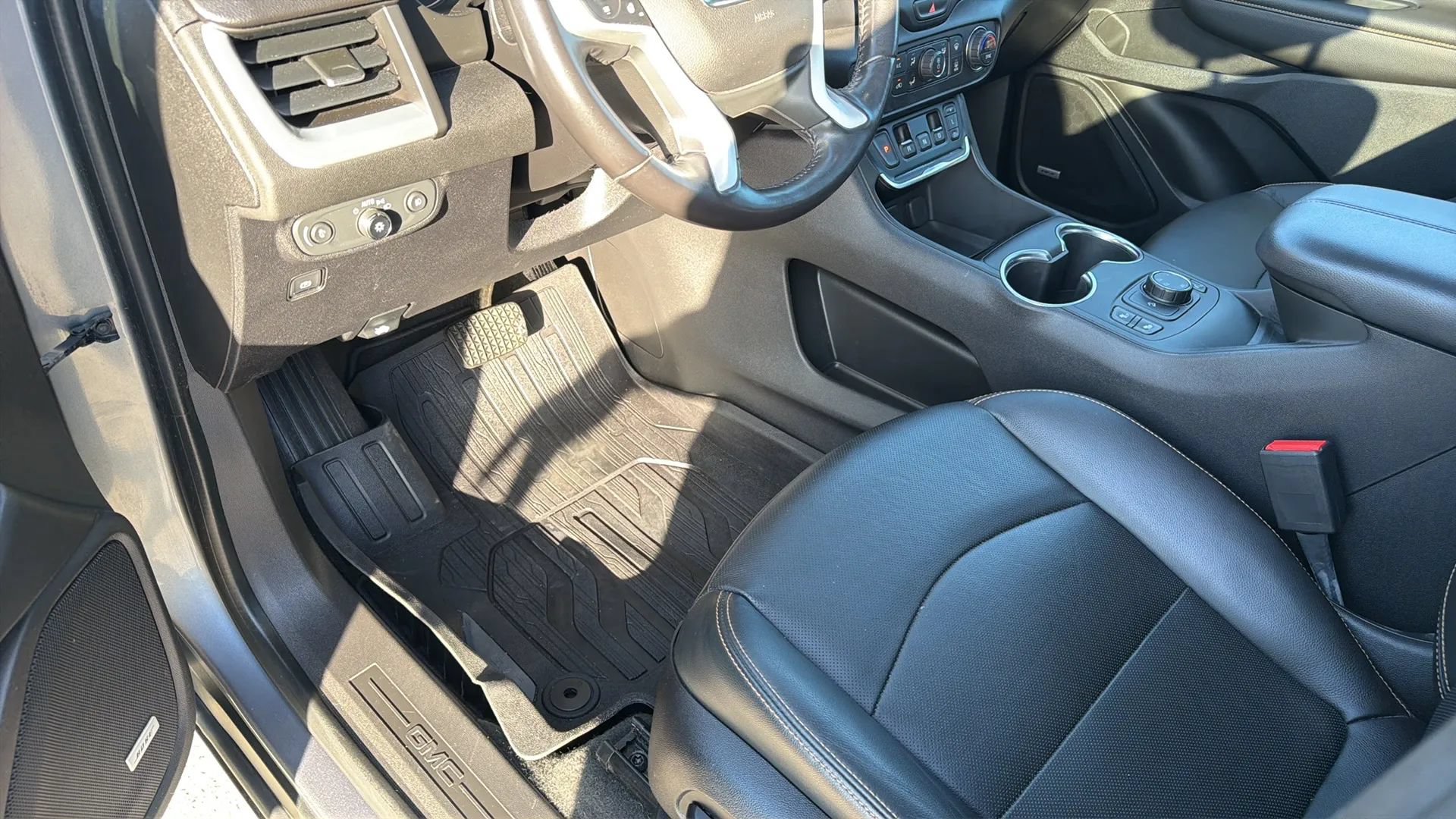 Used 2018 GMC Terrain SLT w/ Preferred Package AWD/4WD image 89