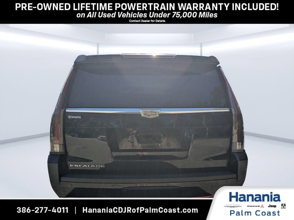 Used 2020 Cadillac Escalade Luxury AWD/4WD image 4