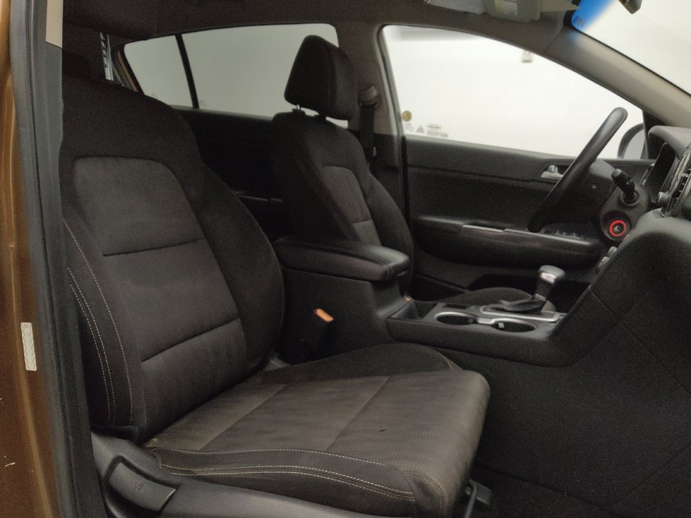 Used 2017 Kia Sportage LX image 21