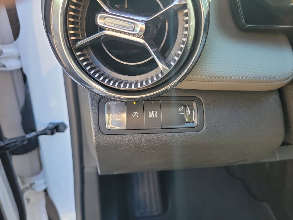 Used 2025 Chevrolet Equinox LT w/ Convenience Package II FWD image 29
