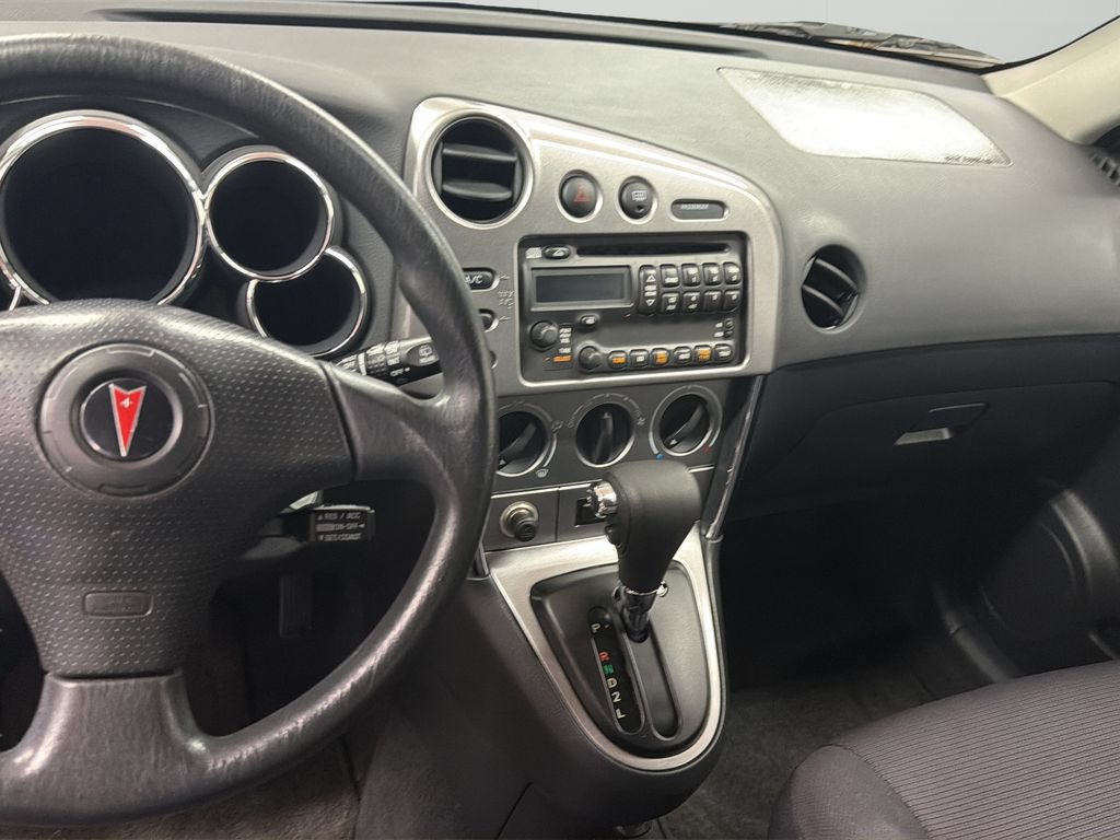 Used 2005 Pontiac Vibe w/ Power Group Value Package FWD image 14