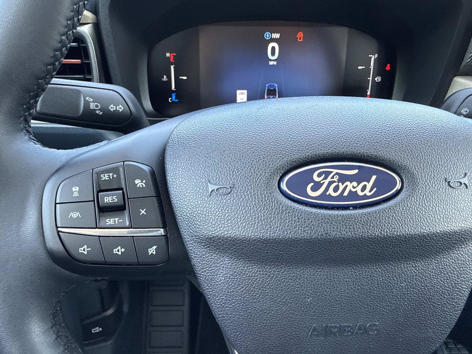 Used 2025 Ford Maverick Lariat AWD/4WD image 15