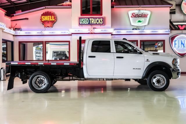 Used 2022 RAM 5500 Tradesman w/ Chrome Appearance Group AWD/4WD image 8