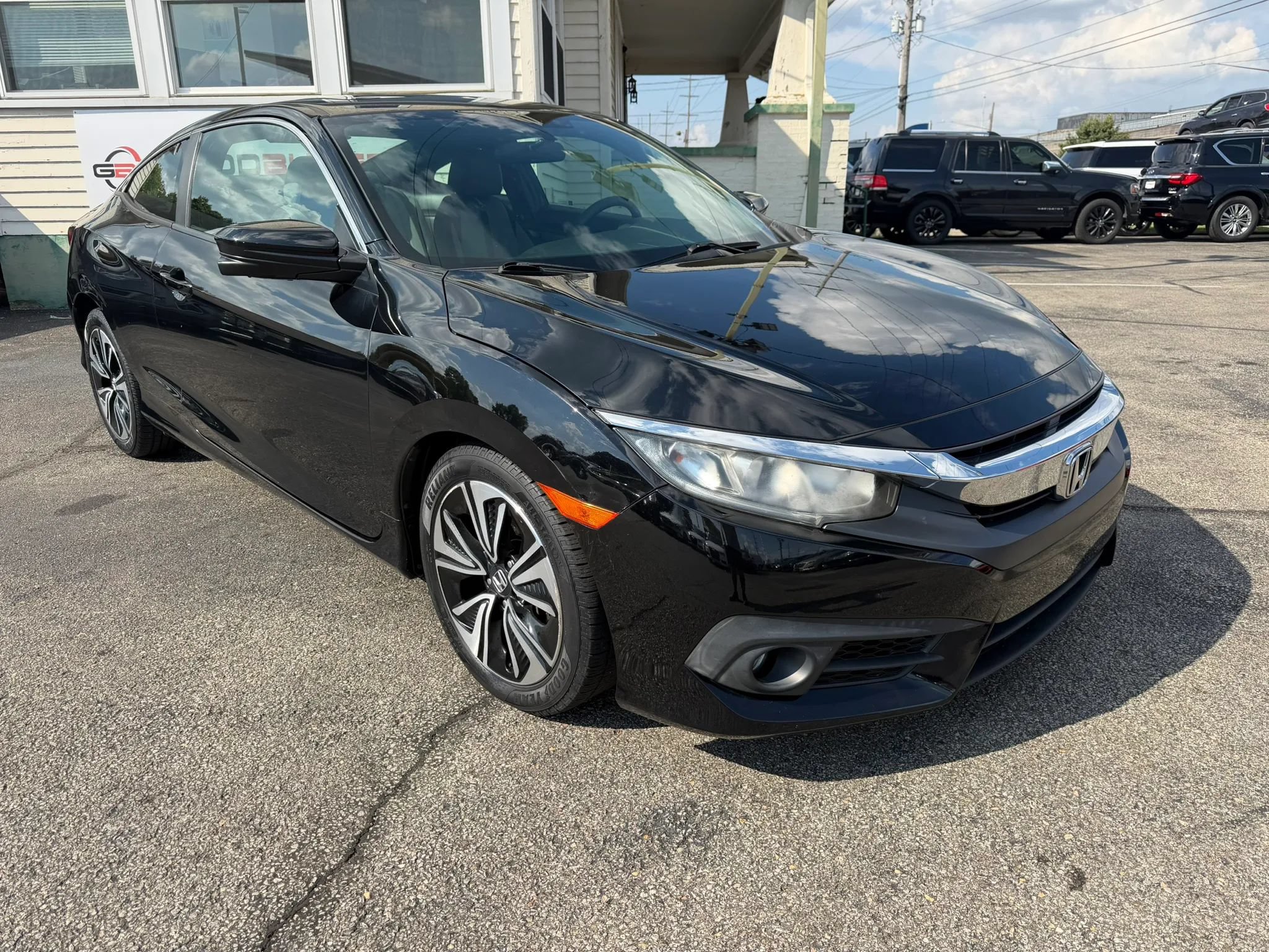 Used 2017 Honda Civic EX-T image 5