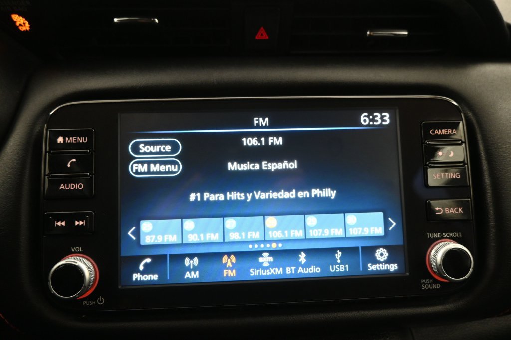 Used 2023 Nissan Kicks SR w/ SR Premium Package FWD image 12