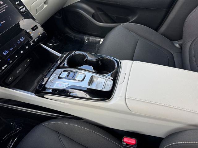 Used 2023 Hyundai Tucson Blue AWD/4WD image 56