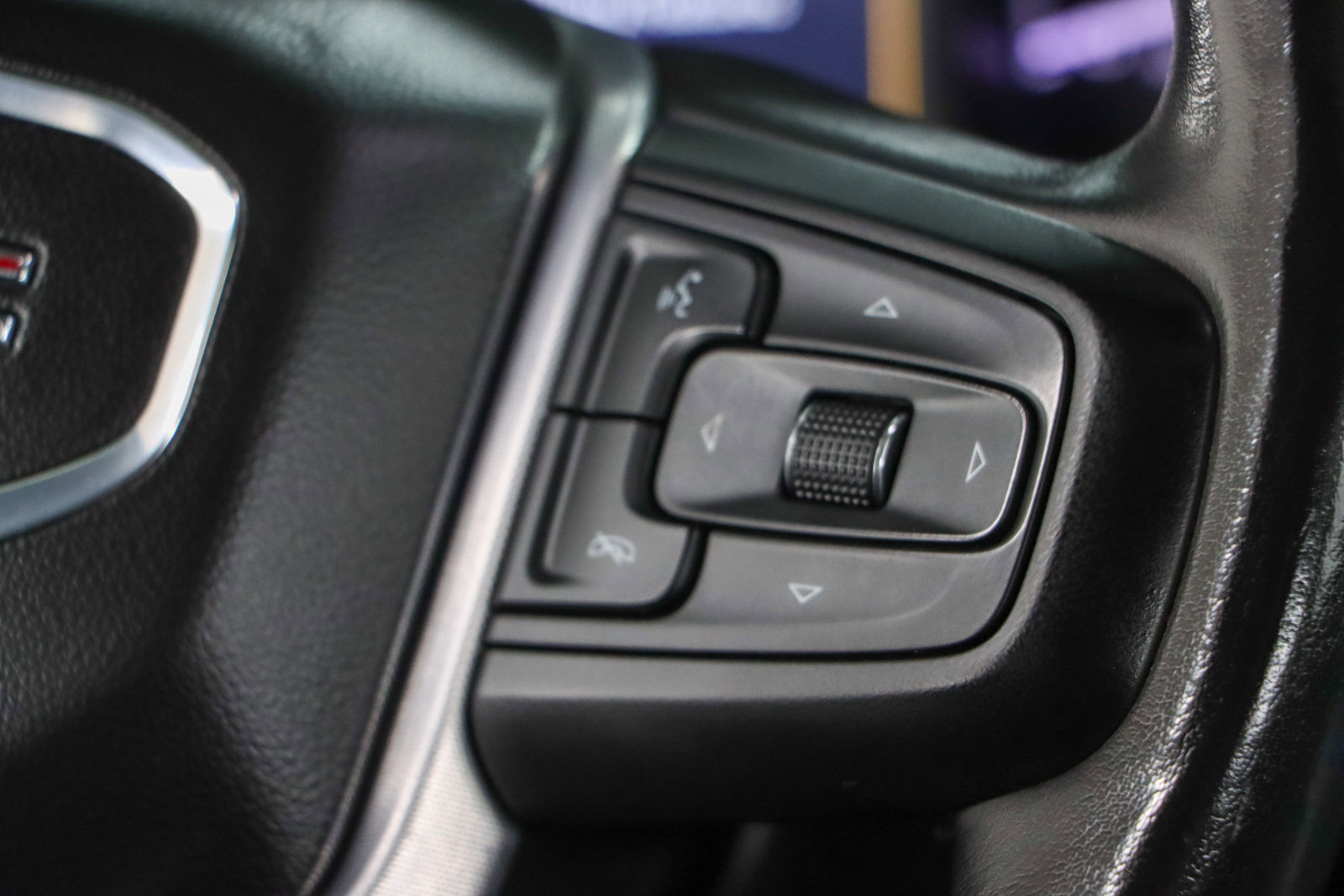 Used 2021 GMC Sierra 1500 SLT image 15