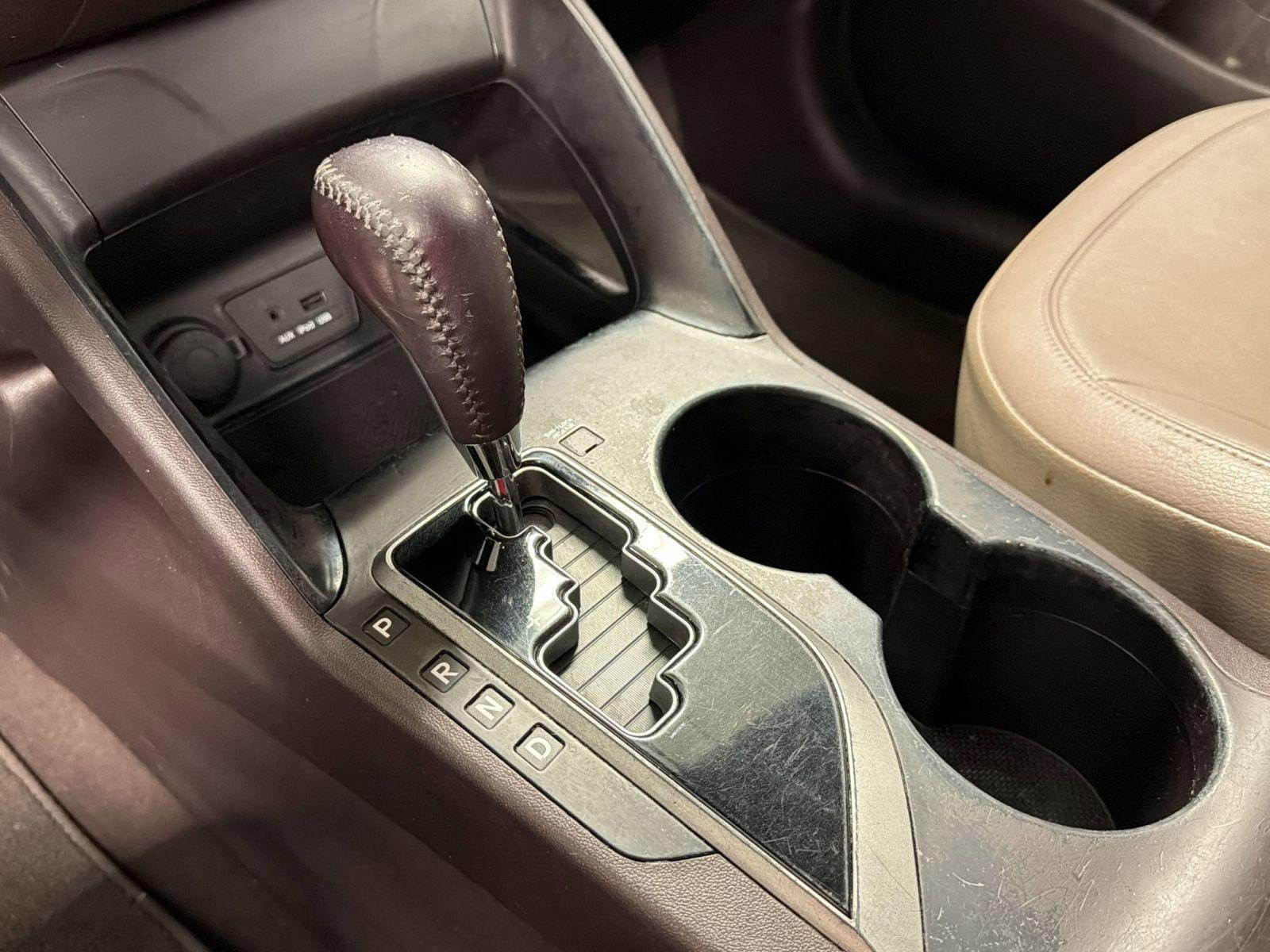 Used 2011 Hyundai Tucson GLS image 16